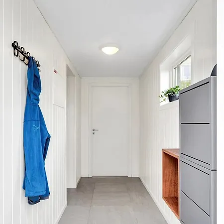 Newly Renovated Close To The Center! *